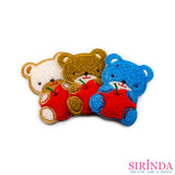 ตัวรีดการ์ตูนหมีอุ้มแอปเปิ้ล ตัวรีดติดเสื้อ อาร์มปักตกแต่ง DIY EMBROIDERY PATCH (00080044)