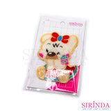 ตัวรีดการ์ตูนหมีขยิบตาถือดอกไม้ ตัวรีดติดเสื้อ อาร์มปักตกแต่ง DIY EMBROIDERY PATCH (00080036)
