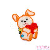 ตัวรีดการ์ตูนกระต่ายอุ้มหัวใจ ตัวรีดติดเสื้อ อาร์มปักตกแต่ง DIY EMBROIDERY PATCH (00080024)