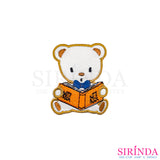 ตัวรีดการ์ตูนหมีอ่านหนังสือ ตัวรีดติดเสื้อ อาร์มปักตกแต่ง DIY EMBROIDERY PATCH (00080423)