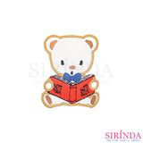 ตัวรีดการ์ตูนหมีอ่านหนังสือ ตัวรีดติดเสื้อ อาร์มปักตกแต่ง DIY EMBROIDERY PATCH (00080423)