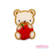 ตัวรีดการ์ตูนหมีอุ้มแอปเปิ้ล ตัวรีดติดเสื้อ อาร์มปักตกแต่ง DIY EMBROIDERY PATCH (00080044)