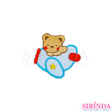 ตัวรีดการ์ตูนหมีขับเครื่องบิน ตัวรีดติดเสื้อ อาร์มปักตกแต่ง DIY EMBROIDERY PATCH (00080373)