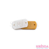 ป้ายเรซิ่นสี่เหลี่ยม เลเซอร์รอยเท้าหมา พร้อมเจาะรูสำหรับเย็บ Laser Resin Tag (00420001)