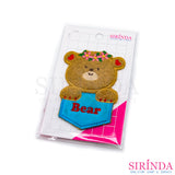ตัวรีดการ์ตูนหมีถือป้ายBear ตัวรีดติดเสื้อ อาร์มปักตกแต่ง DIY EMBROIDERY PATCH (00080040)