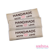 ป้ายทอดามาคตกแต่ง พื้นTwillขอบบนและล่างลาย HANDMADE WITH LOVE หัวใจชมพู